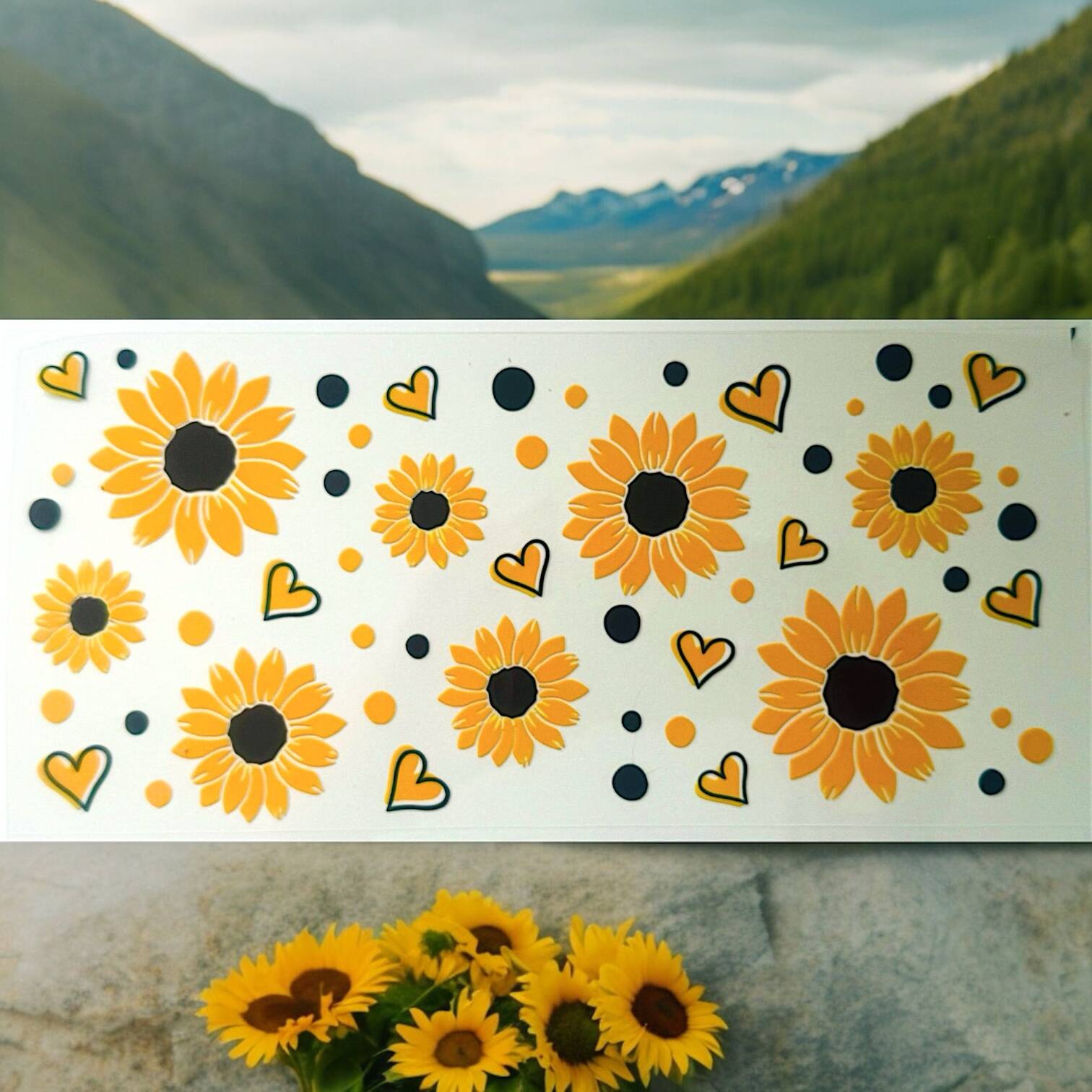 UV DTF « Fleur jaune et cœur jaune »